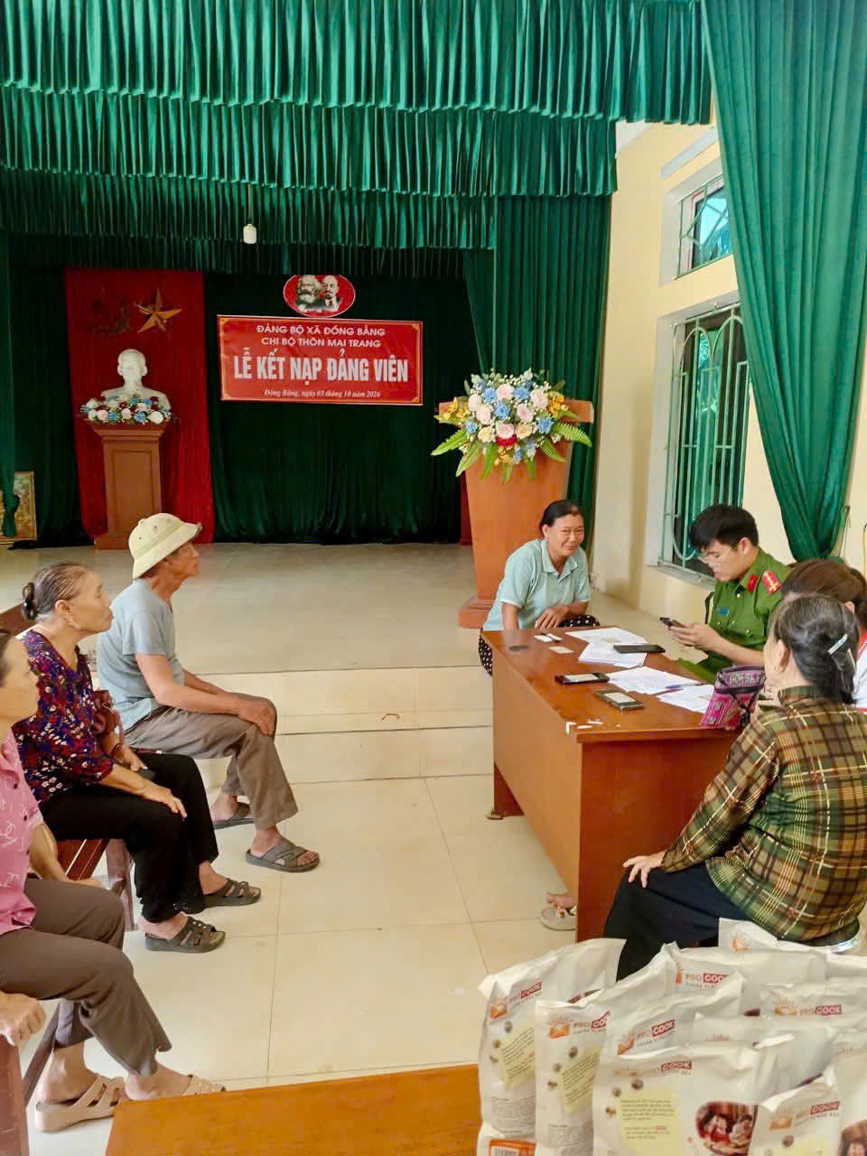 Tất cả người dân có lương hưu, trợ cấp trên cả nước chú ý quy định mới nhất đã áp dụng - Ảnh 1.