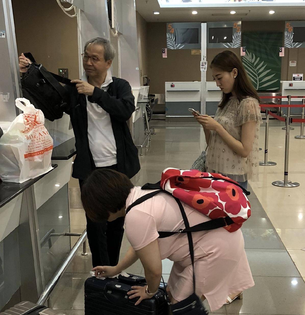 Á hậu Hà Diễm Quyên và cuộc sống sau ly hôn: 1000 Tỷ đồng trợ cấp và sự tự do Mới - Ảnh 3. Á hậu Hà Diễm Quyên và cuộc sống sau ly hôn: 1000 Tỷ đồng trợ cấp và sự tự do Mới - Ảnh 3.