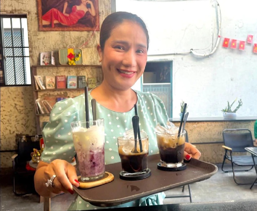 NSƯT Cát Tường chia sẻ về thất bại khi mở quán cà phê tại Gò Vấp - Ảnh 2. NSƯT Cát Tường chia sẻ về thất bại khi mở quán cà phê tại Gò Vấp - Ảnh 2.