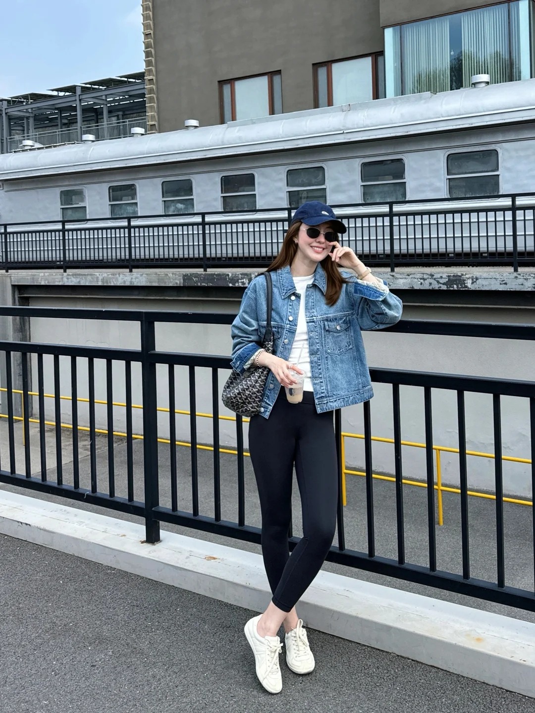 Tử vi tuần mới (12/10-18/10): 12 con gi&aacute;p n&ecirc;n mặc m&agrave;u g&igrave; để thu h&uacute;t tiền bạc - Ảnh 1.