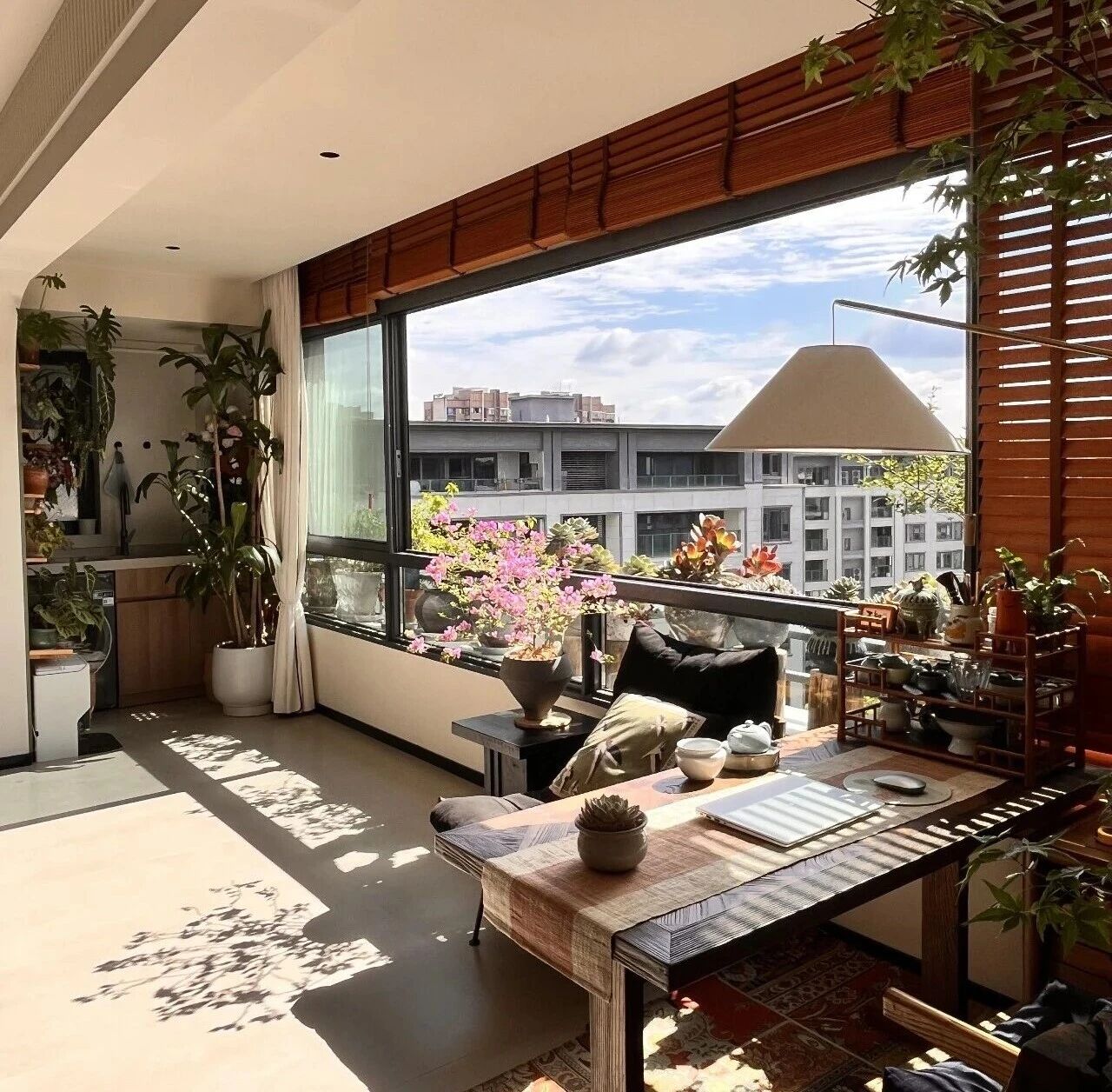 Chuyển từ căn hộ giữa sang căn góc 128 m² - Ảnh 3. Chuyển từ căn hộ giữa sang căn góc 128 m² - Ảnh 3.