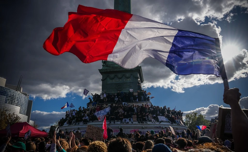 Ước mơ vực dậy nước Ph&aacute;p của Tổng thống Macron sắp kết th&uacute;c trong khủng hoảng - Ảnh 2.