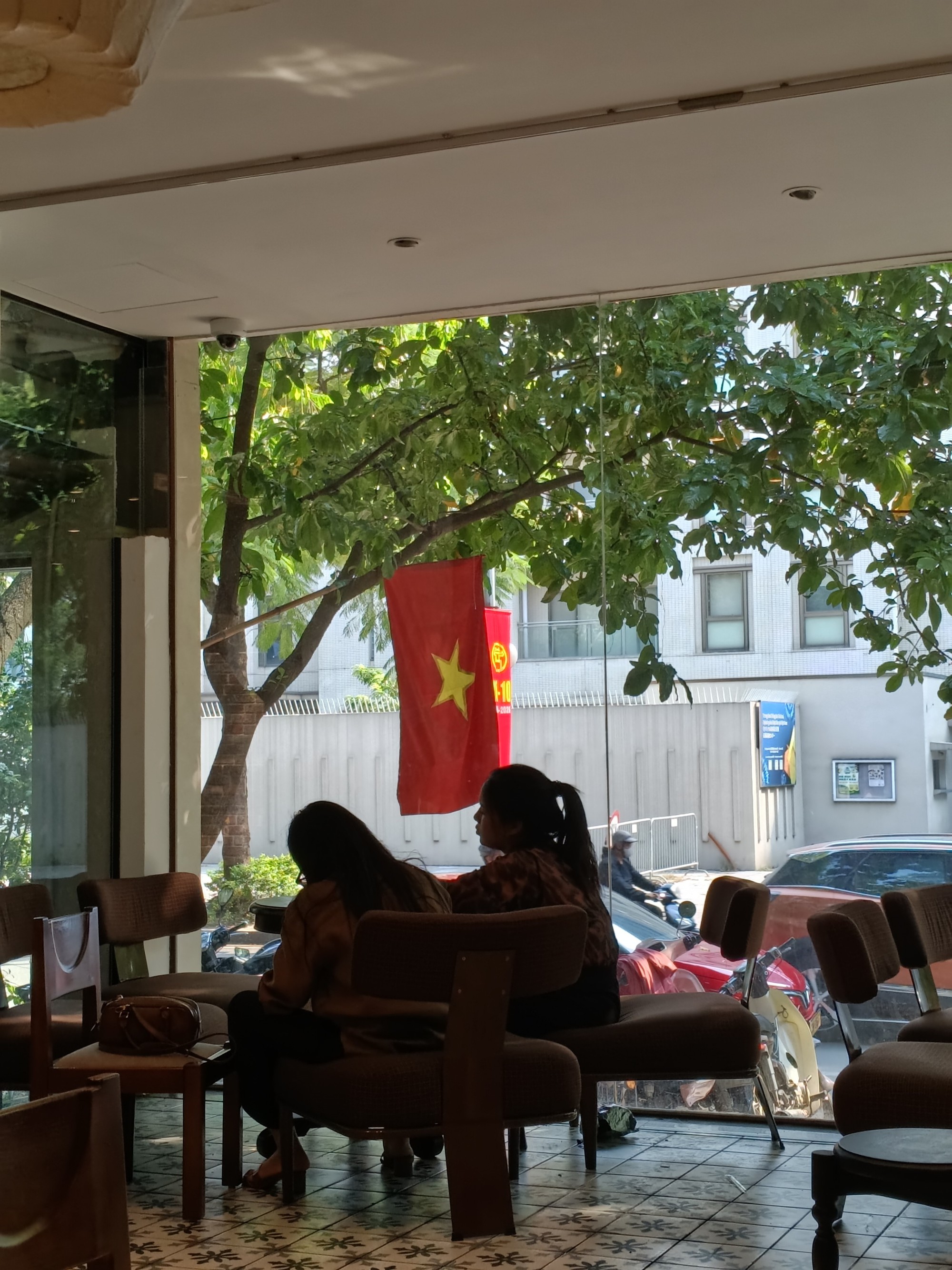 OPPO A7 Pro 5G chiếc Smartphone chụp selfie tuyệt đỉnh cho giới trẻ năm 2026 - Ảnh 16. OPPO A7 Pro 5G chiếc Smartphone chụp selfie tuyệt đỉnh cho giới trẻ năm 2026 - Ảnh 16.