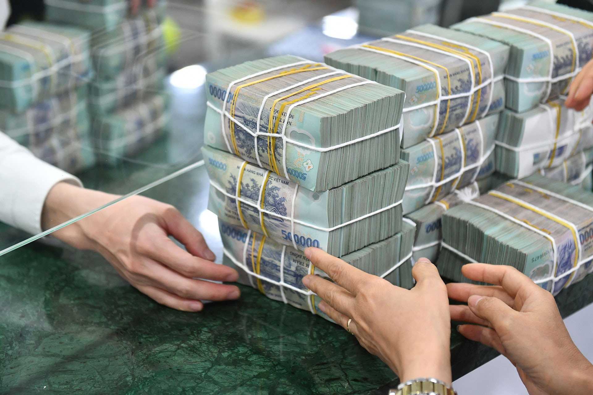 Bộ Nội vụ cập nhật đề &aacute;n cải c&aacute;ch tiền lương v&agrave; bảo hiểm x&atilde; hội năm 2026 - Ảnh 1.