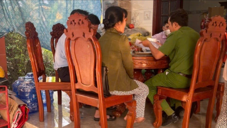 Uống Rượu Tự Ngâm, 2 Người Chết, 3 Người Cấp Cứu 1000025735 7766 1769951400548 17699514013751690302481