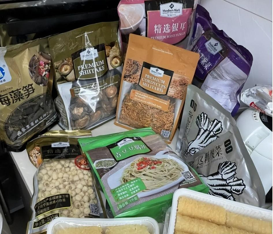 Dọn dẹp nhà cửa trước tết: 4 thứ cần bỏ để tâm hồn nhẹ nhàng - Ảnh 3.