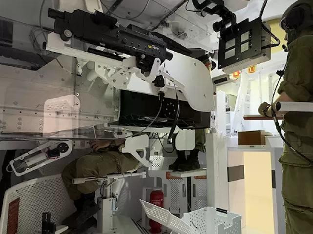 Đức hủy mua hệ thống t&aacute;c chiến điện tử MAUS do kh&ocirc;ng đ&aacute;p ứng y&ecirc;u cầu chiến trường - Ảnh 8.