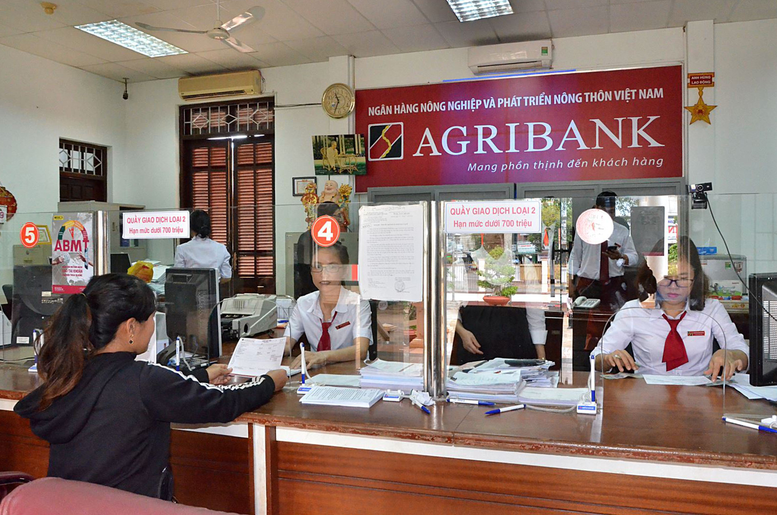 Agribank Có Thông Báo Mới Tới Tất Cả Người Dùng Khong Anh Huong Den Agribank Va Tien Gui Cua Khach Hang 01 3152 Copy 1769988302067 17699883024841327951622