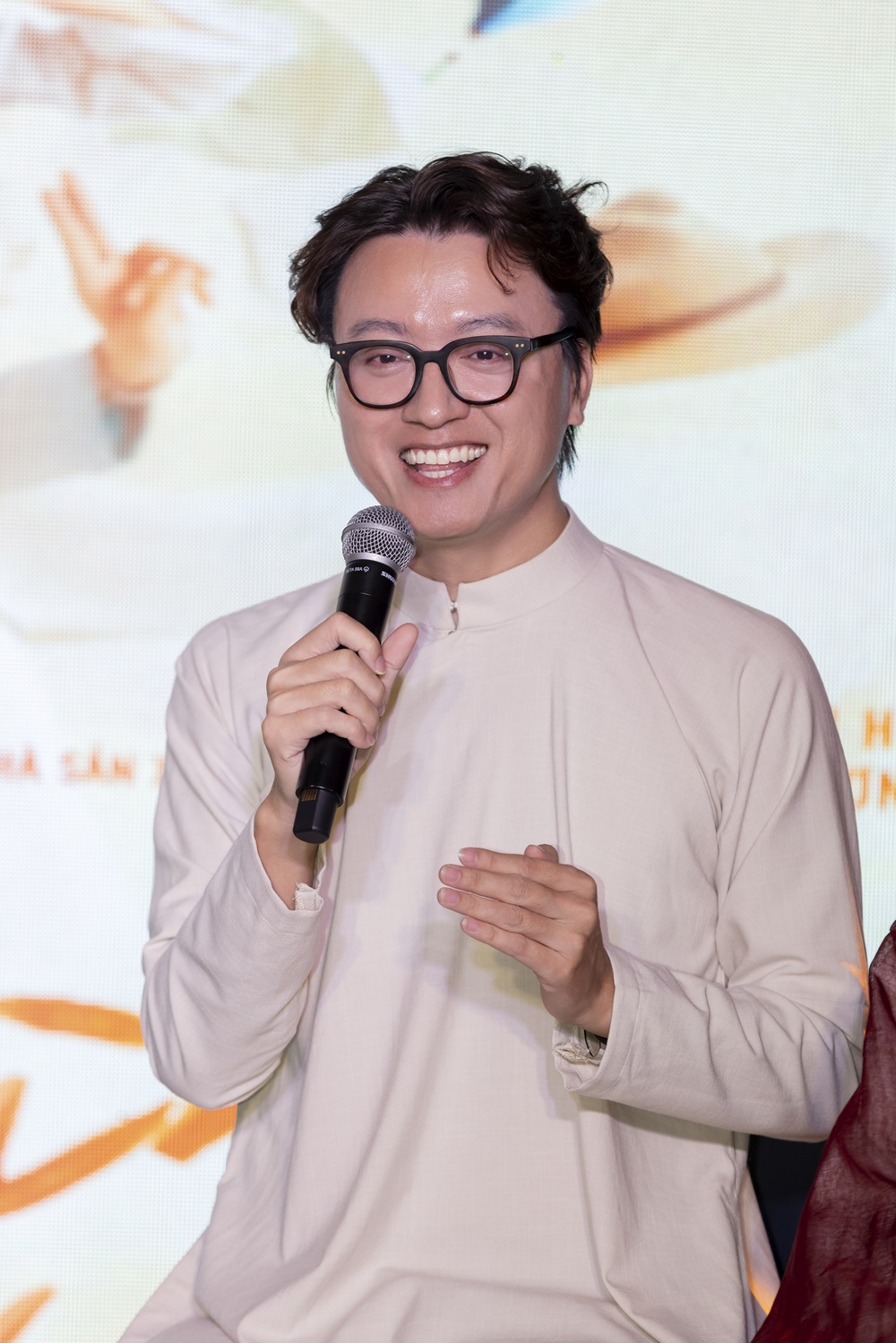 NSND Kim Xuân kể chuyện đóng phim Nhà mình đi thôi: "Lúc đó chúng tôi run lắm" - Ảnh 3.