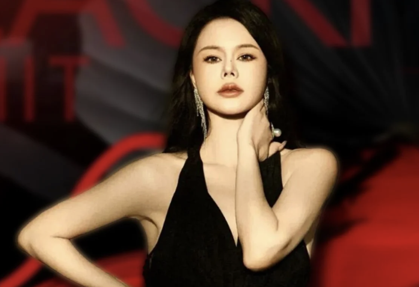 Bán khóa học tán tỉnh đàn ông, cựu nhân viên ngân hàng thu về hơn 90 tỷ đồng và vô số “gạch đá”- Ảnh 1.