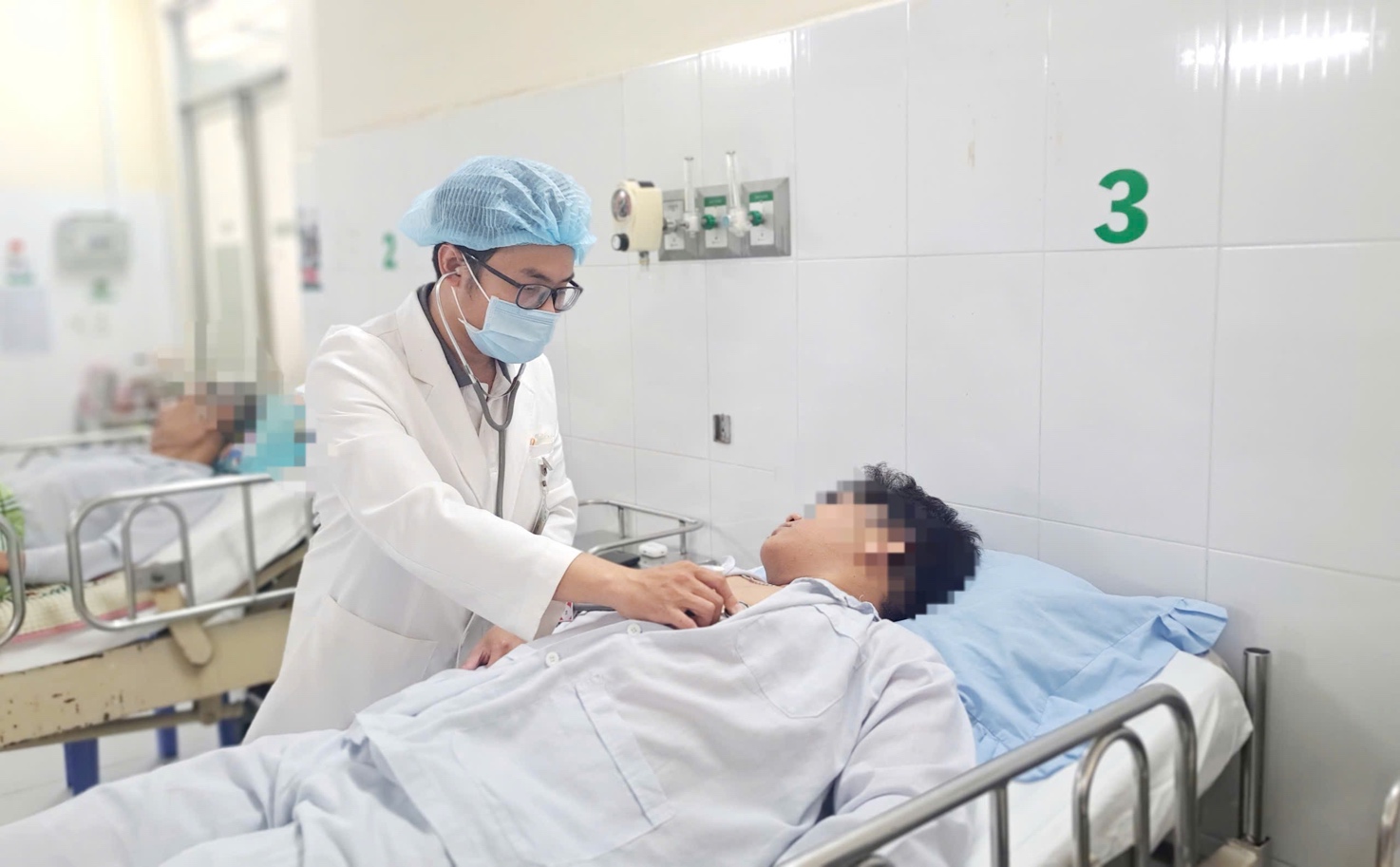 Nam thanh niên thuyên tắc phổi sau khi chơi thể thao - Ảnh 1.