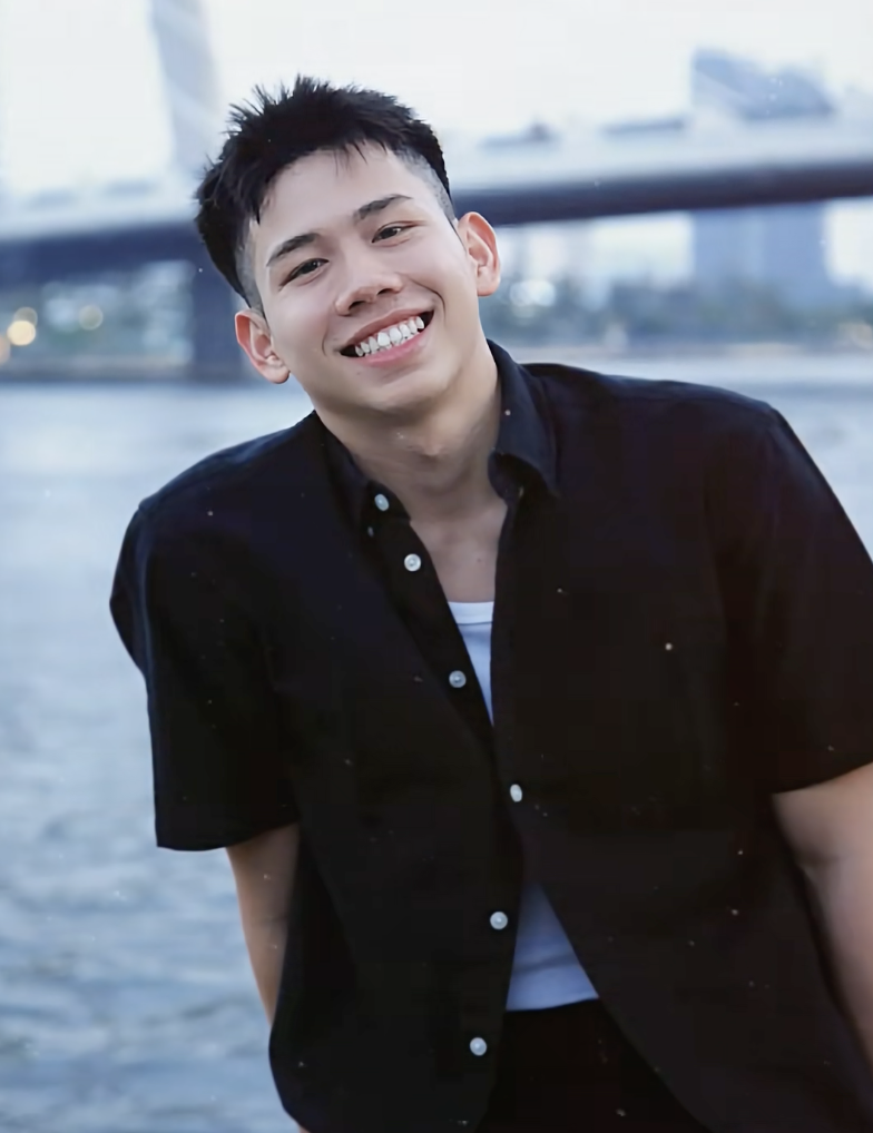 Nam thần bơi lội thế hệ mới Quang Thuấn khoe body 8 múi cực phẩm, vác bổng chị gái Ánh Viên hút triệu view- Ảnh 5. Nam thần bơi lội thế hệ mới Quang Thuấn khoe body 8 múi cực phẩm, vác bổng chị gái Ánh Viên hút triệu view- Ảnh 5.