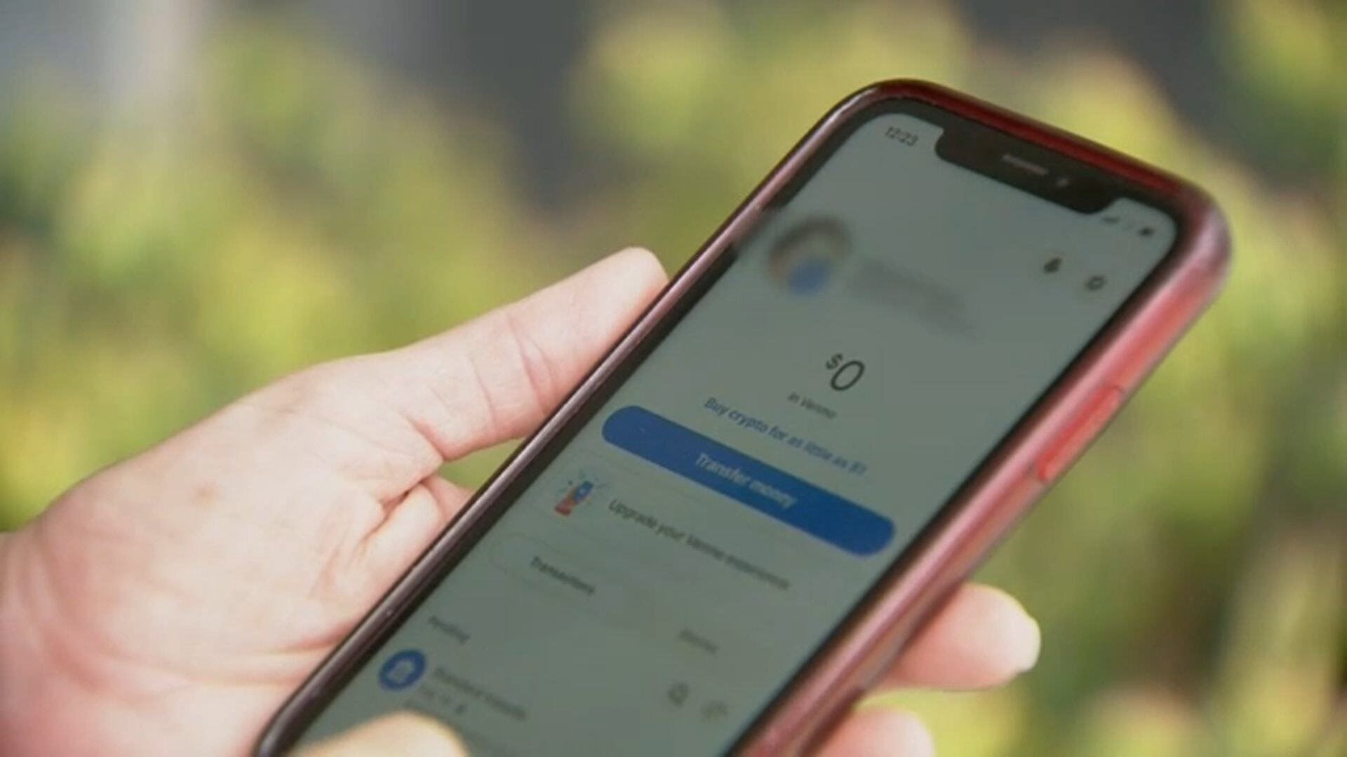 Công an giúp ông Hải lấy lại 252 triệu đồng chuyển nhầm cho công ty Tân Hưng Long - Ảnh 1.