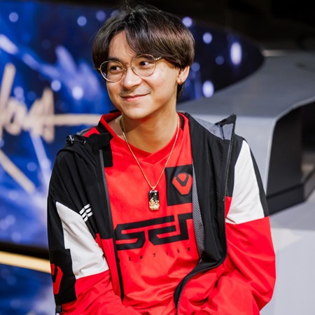 Game thủ lên tiếng về thông tin bị "cắm sừng" sau 6 năm yêu nhau, hiến tủy cho bạn gái chữa ung thư - Ảnh 1.