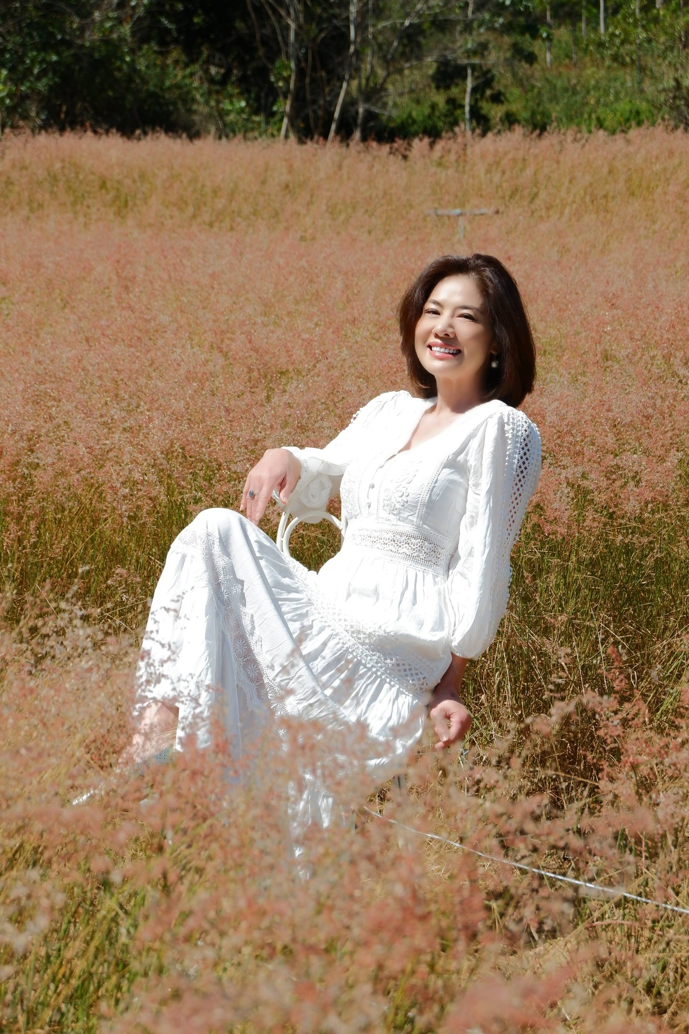 Cuộc sống tuổi 53 trẻ như 30 của nữ ca sĩ Việt nổi tiếng, 3 đời chồng, nhiều đ&agrave;n &ocirc;ng theo đuổi - Ảnh 6.