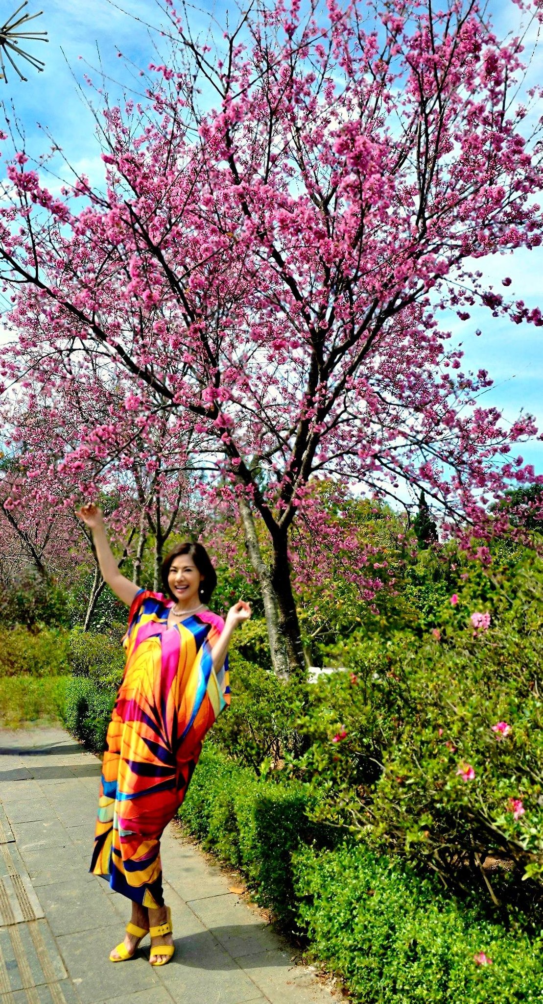 Cuộc sống tuổi 53 trẻ như 30 của nữ ca sĩ Việt nổi tiếng, 3 đời chồng, nhiều đ&agrave;n &ocirc;ng theo đuổi - Ảnh 5.