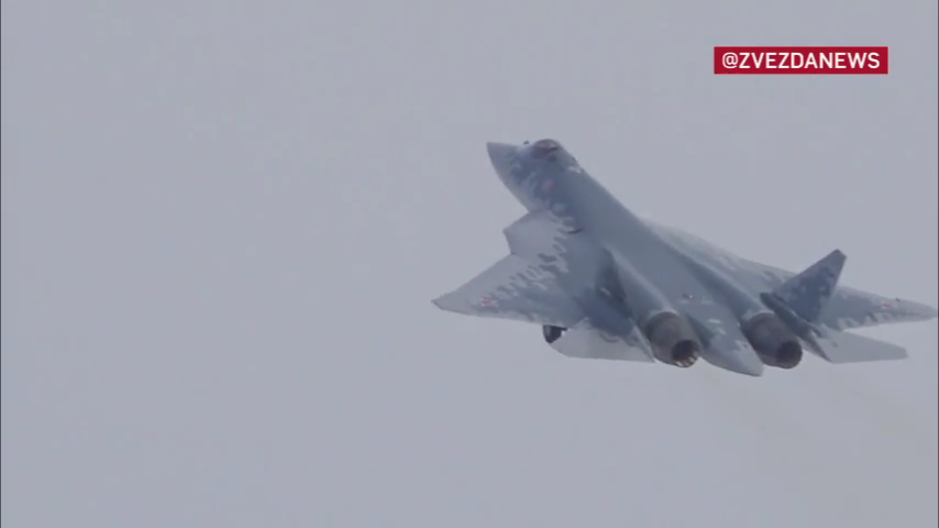 Bộ Quốc ph&ograve;ng Nga nhận l&ocirc; ti&ecirc;m k&iacute;ch Su - 57 phi&ecirc;n bản n&acirc;ng cấp c&ocirc;ng nghệ mới 2026 - Ảnh 1.