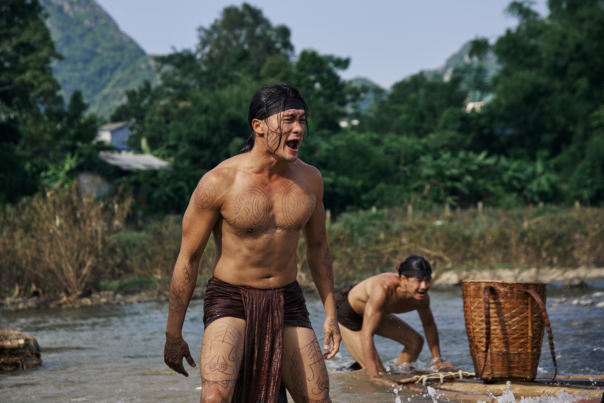 Huyền Tình Dạ Trạch: Dàn nam chính 6 múi "đốt cháy màn ảnh", visual toàn cực phẩm- Ảnh 6.