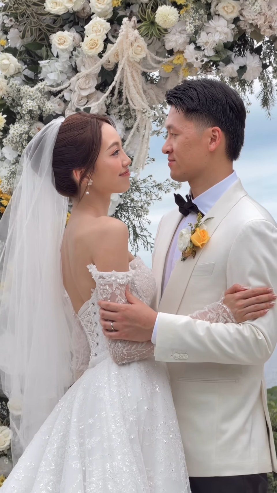 "Nữ thần chân dài" bí mật cưới người tình lâu năm - Ảnh 6.