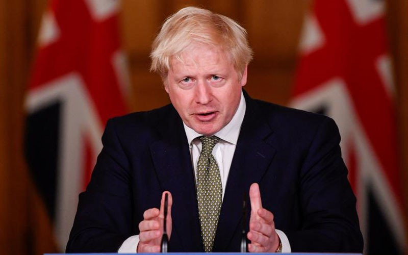 Thủ tướng Séc Andrej Babis cáo buộc Boris Johnson phá vỡ hòa bình ở Ukraine - Ảnh 3.