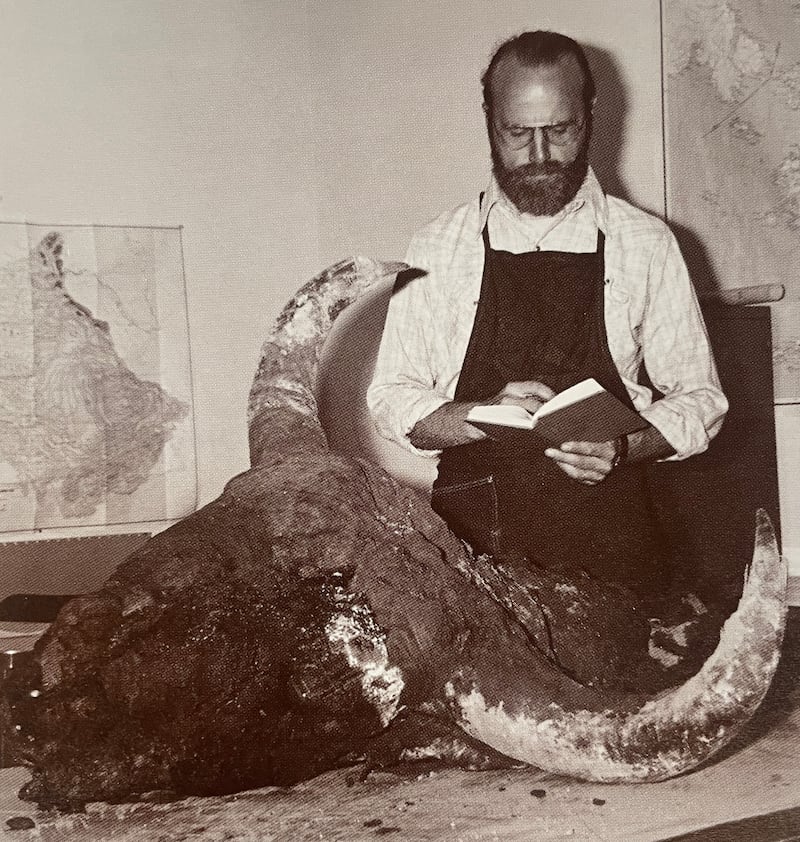 C&aacute;c nh&agrave; khoa học đ&atilde; nấu một con b&ograve; rừng 50.000 năm tuổi để ăn v&agrave; nhận x&eacute;t: "Ngon tuyệt nhưng dai kinh khủng!" - Ảnh 1.