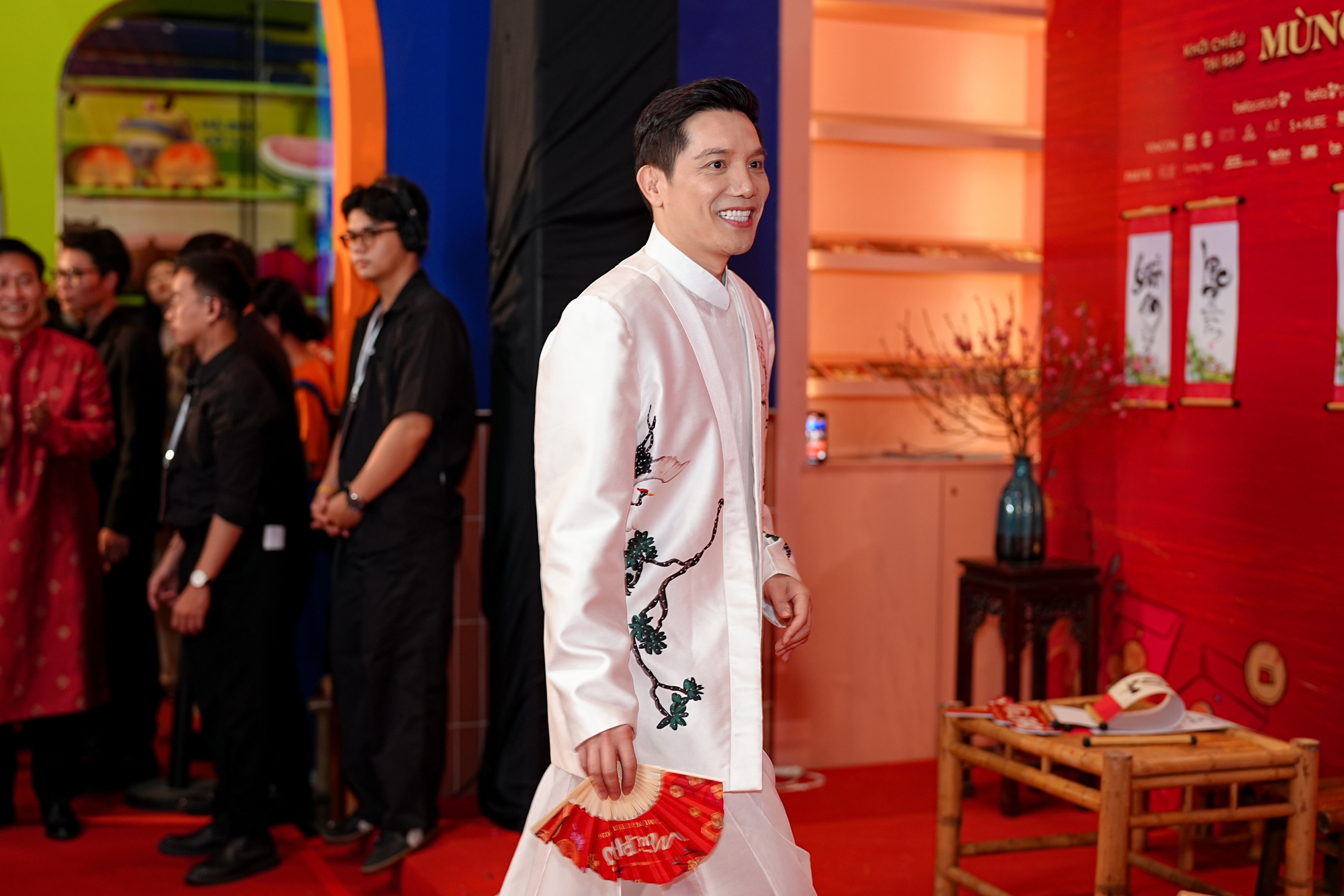 Danh hài Xuân Hinh: "Tôi cũng cuối đời rồi không ham hố để nổi tiếng"- Ảnh 1.