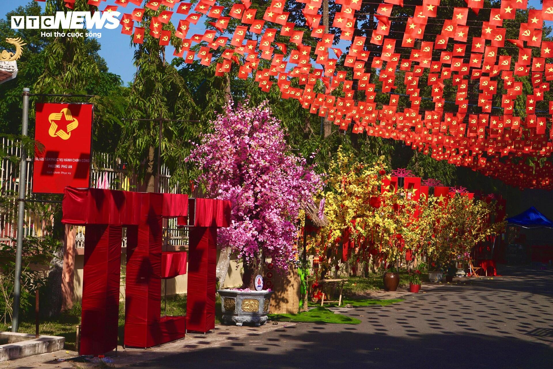 Nghệ nhân Nguyễn Minh Thuận ra mắt linh vật ngựa độc đáo dịp Tết 2026 - Ảnh 2.