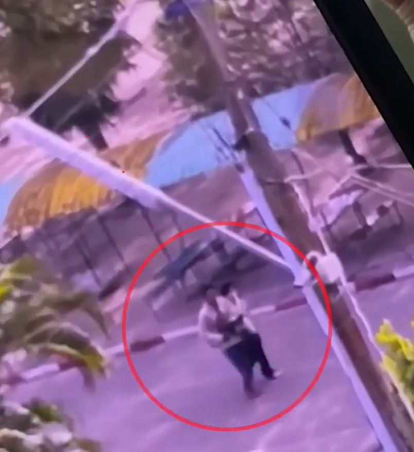 Xả s&uacute;ng trong trường học ở Th&aacute;i Lan: Cảnh s&aacute;t giải cứu con tin an to&agrave;n - Ảnh 1.