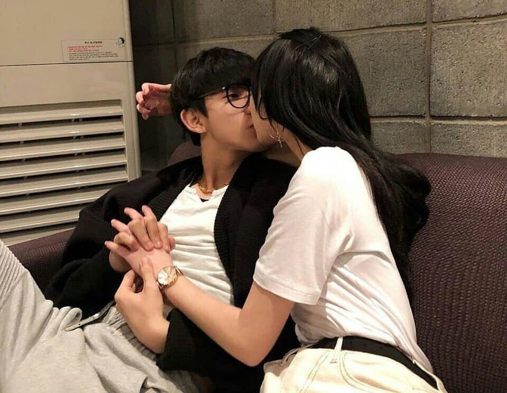 L&agrave;m "chuyện ấy" c&agrave;ng nhiều th&igrave; c&agrave;ng sống thọ? B&aacute;c sĩ tiết lộ: Vượt con số n&agrave;y gi&uacute;p giảm tỷ lệ tử vong&hellip; 50% - Ảnh 1.