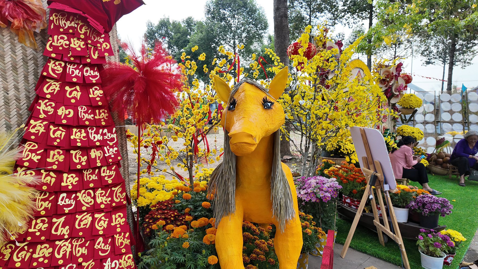 Th&ocirc;ng tin mới nhất về linh vật ngựa "mi cong, t&oacute;c d&agrave;i" ở miền T&acirc;y- Ảnh 1.