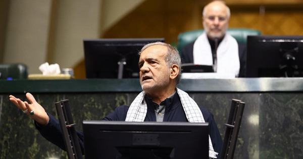 Tổng thống Donald Trump cảnh b&aacute;o Iran về hậu quả "rất t&agrave;n khốc" - Ảnh 2.