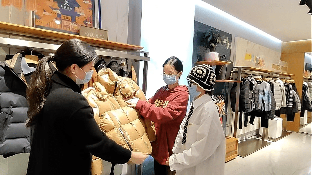 41 tuổi, tôi quyết định Tết 2026 sẽ KHÔNG mua những thứ này và lần đầu thấy Tết nhẹ ví đến vậy- Ảnh 2.