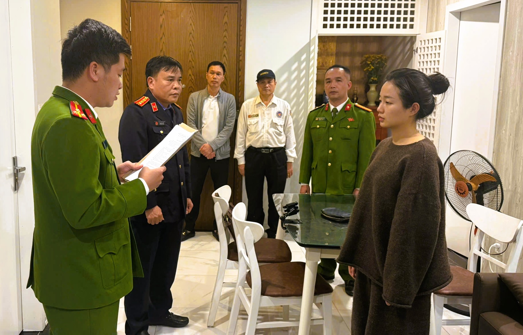 Khởi tố nh&oacute;m X&acirc;m phạm quyền sở hữu tr&iacute; tuệ , thu lợi bất ch&iacute;nh 12 tỉ đồng từ thể thao - Ảnh 1.