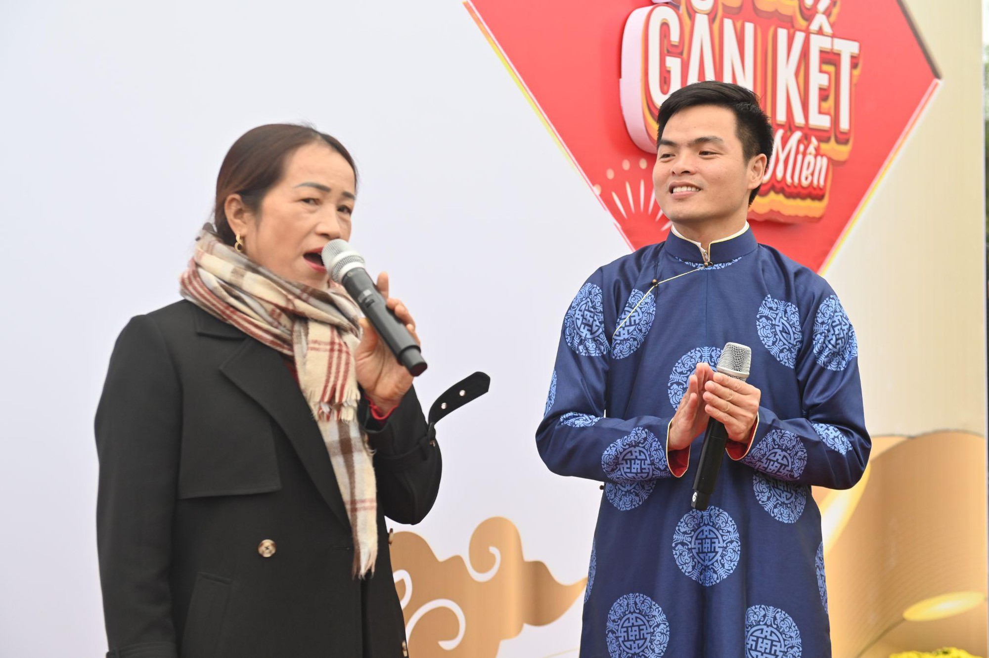 Người dân ba miền đón Tết sớm qua chiến dịch của Sabeco - Ảnh 3.