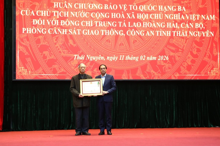 Truy tặng Huân chương Bảo vệ Tổ quốc cho Trung tá Lao Hoàng Hải hy sinh ở Thái Nguyên - Ảnh 1.