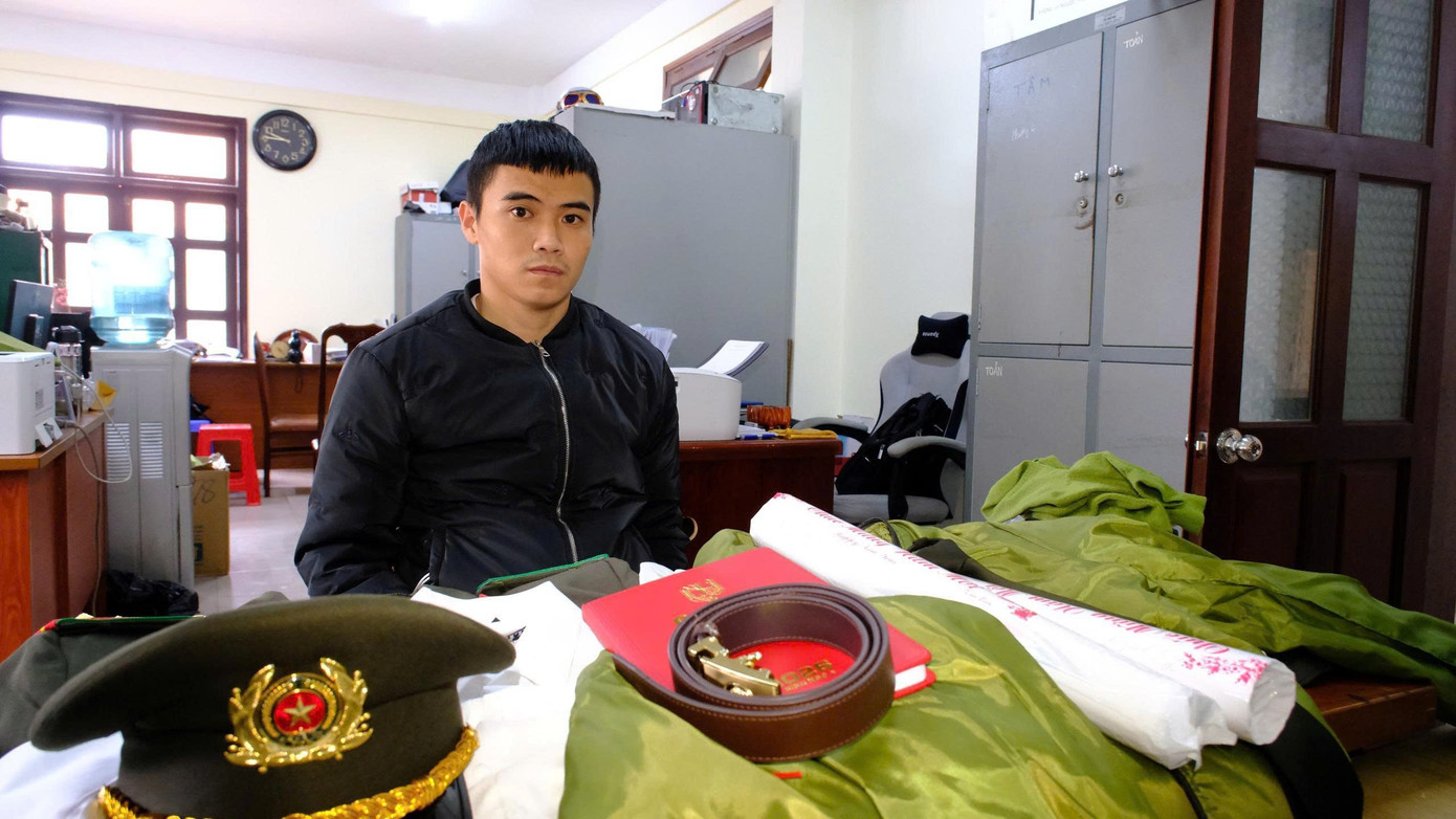 C&aacute;n bộ Giả danh lừa đảo b&aacute;n rượu ngọai thanh l&yacute; tại Đ&agrave; Lạt 2026 - Ảnh 1.