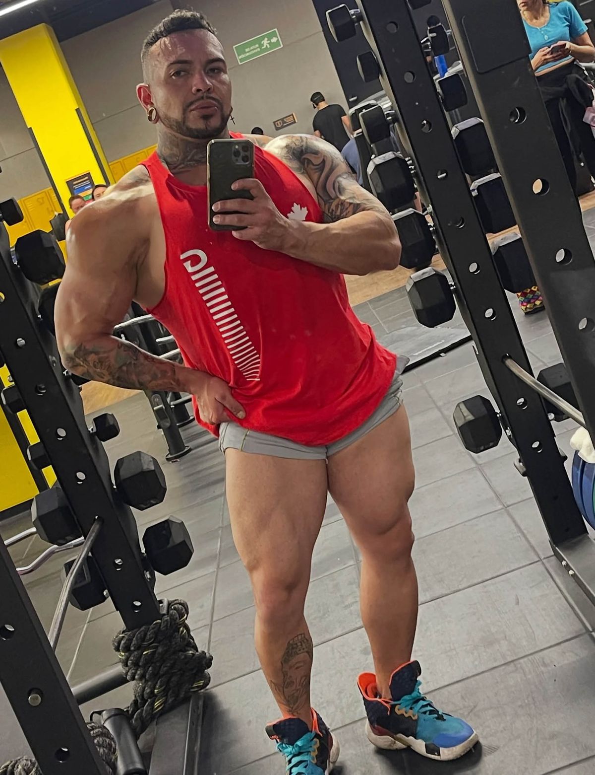 Nhà vô địch thể hình đột tử ngay giữa buổi tập, cả phòng gym bàng hoàng- Ảnh 3.