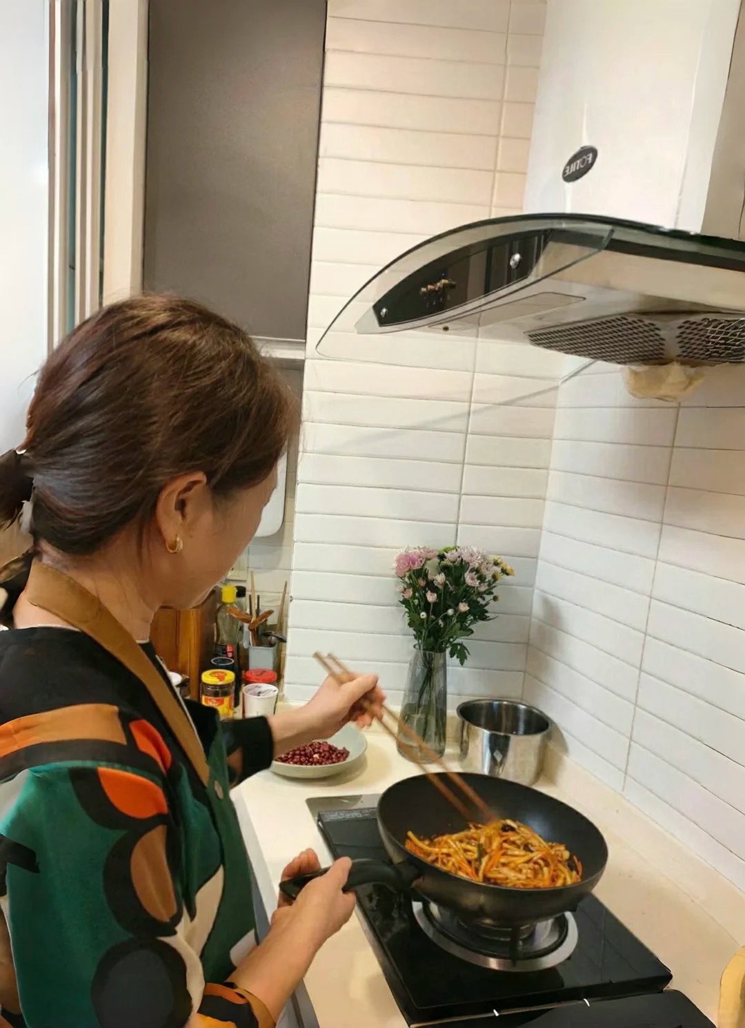 Thu&ecirc; gi&uacute;p việc ngủ lại, chăm &ocirc;ng b&agrave;, bố mẹ U60, U70 ng&agrave;y Tết: Trả lương 10 triệu trong 10 ng&agrave;y nhưng kh&ocirc;ng phải ai cũng l&agrave;m được- Ảnh 6.