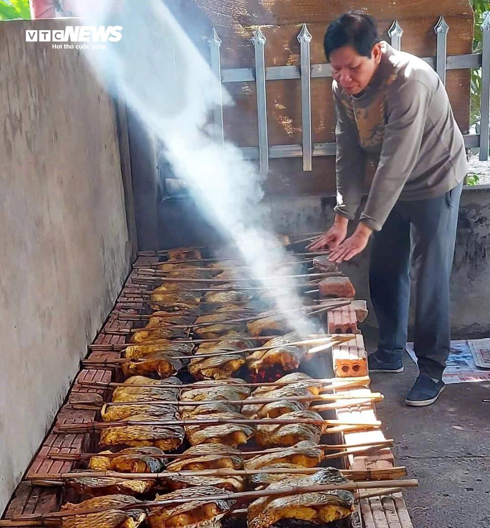 Cá nướng Thái Xuyên đặc sản Hưng Yên phục vụ Tết 2026 - Ảnh 1.