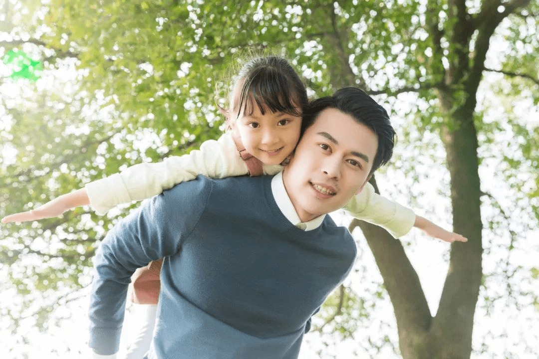 3 điều n&ecirc;n tr&aacute;nh khi nu&ocirc;i con trai, 4 Điều ĐỪNG MẮC khi nu&ocirc;i con g&aacute;i - Ảnh 2.