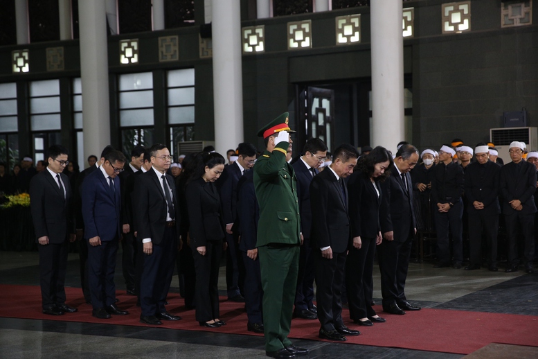 Lễ tang cấp Nh&agrave; nước nguy&ecirc;n Ph&oacute; Chủ tịch Hội đồng Bộ trưởng Đo&agrave;n Duy Th&agrave;nh 2026 - Ảnh 4.