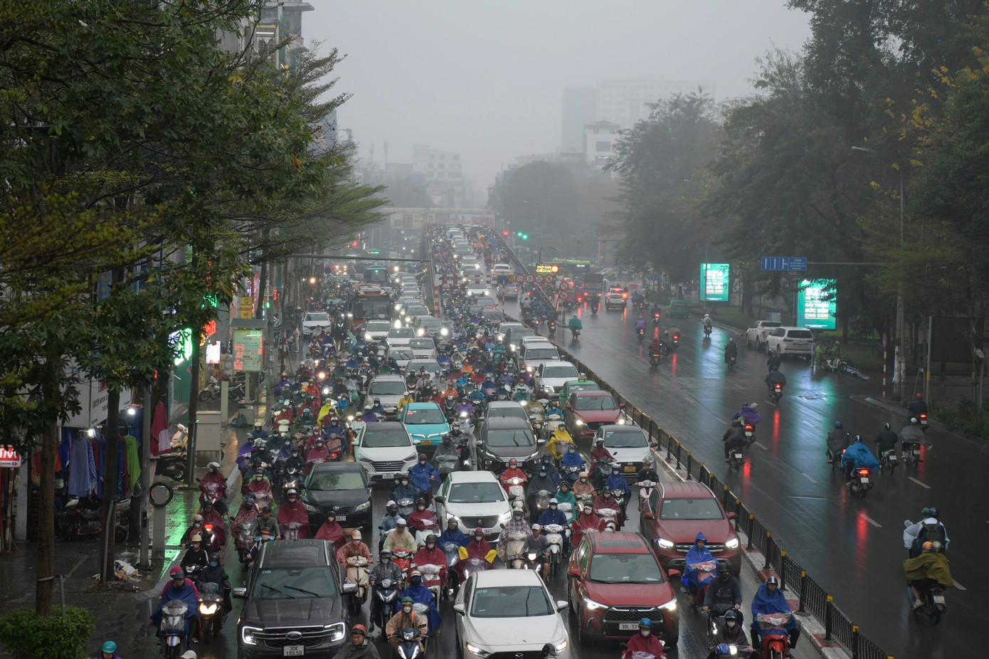 Dự báo thời tiết miền Bắc mưa phùn và sương mù Từ 12 - 13 / 2 / 2026 - Ảnh 1.