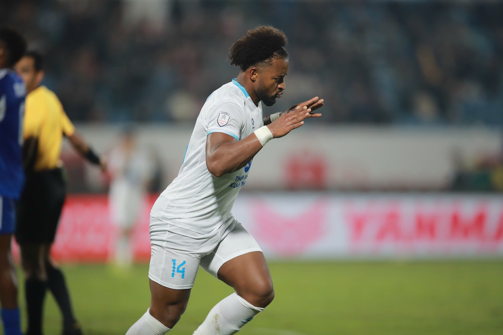 “Chấp” các đối thủ 2 trận, Nguyễn Xuân Son vẫn xếp top 1 giải Đông Nam Á - Ảnh 1.