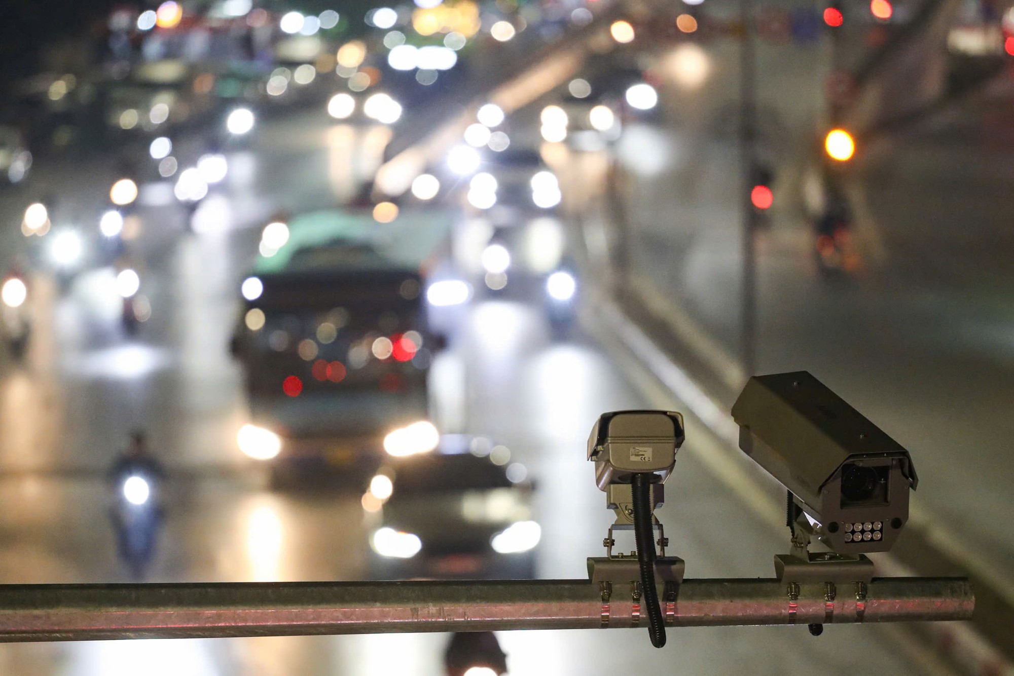 View - Điều kỳ diệu từ 1.900 CSGT AI không ngủ ở Thủ đô và hình ảnh đẹp trước vạch đèn đỏ