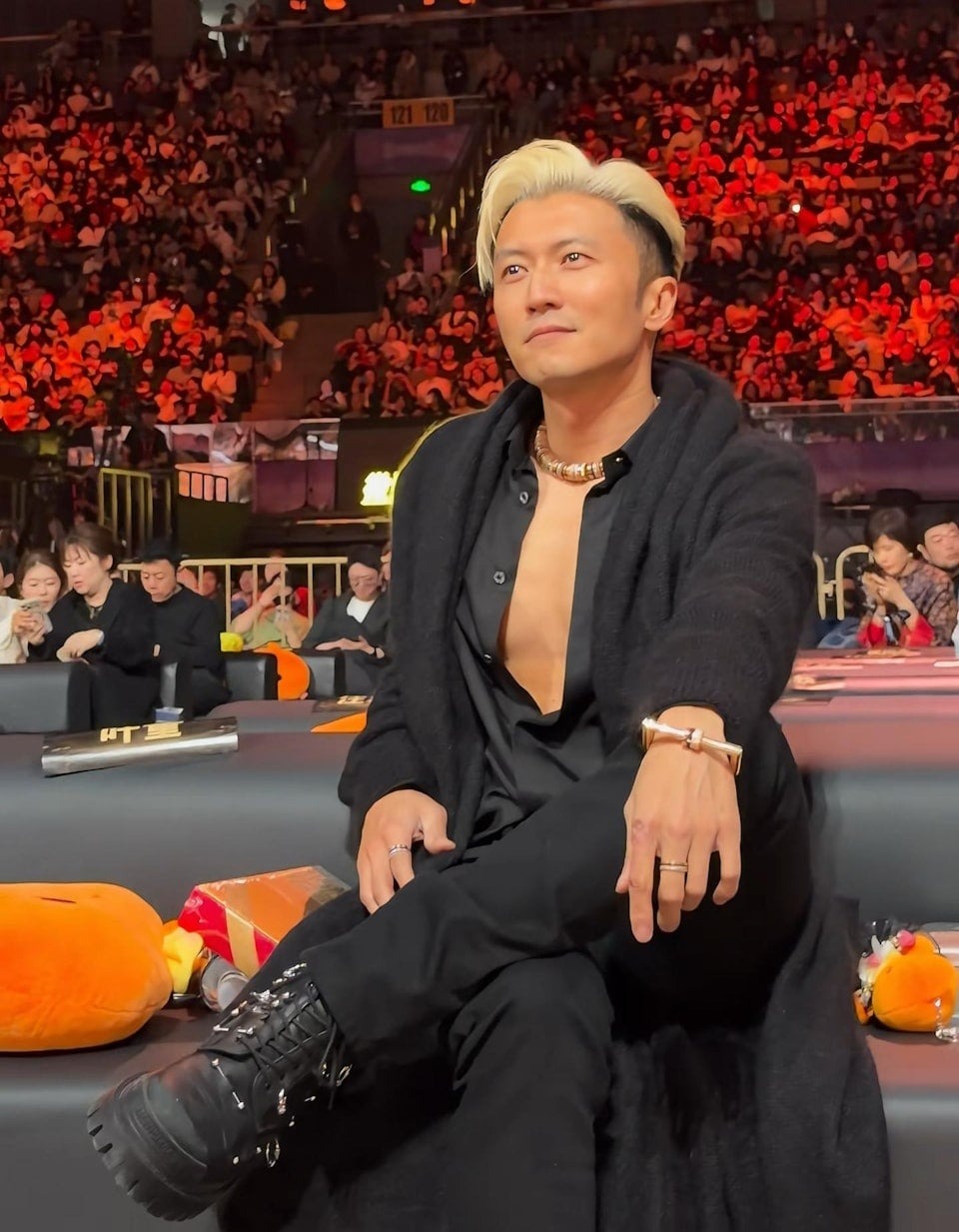 Tình cũ không rủ cũng tới: Bắt gặp Dương Mịch công khai nhìn Tạ Đình Phong đắm đuối, chuyện quá khứ bỗng hot lại?- Ảnh 6.