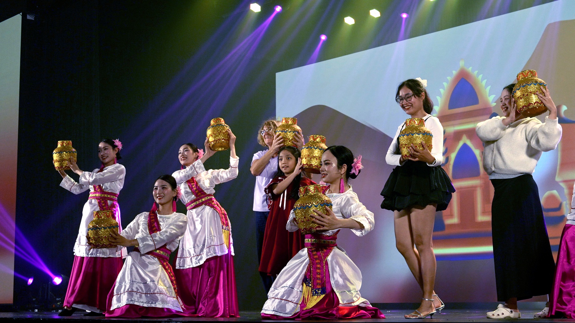 The New Chapter of The Heritage Show – Khi di sản Việt Nam được kể bằng ngôn ngữ nghệ thuật - Ảnh 2.