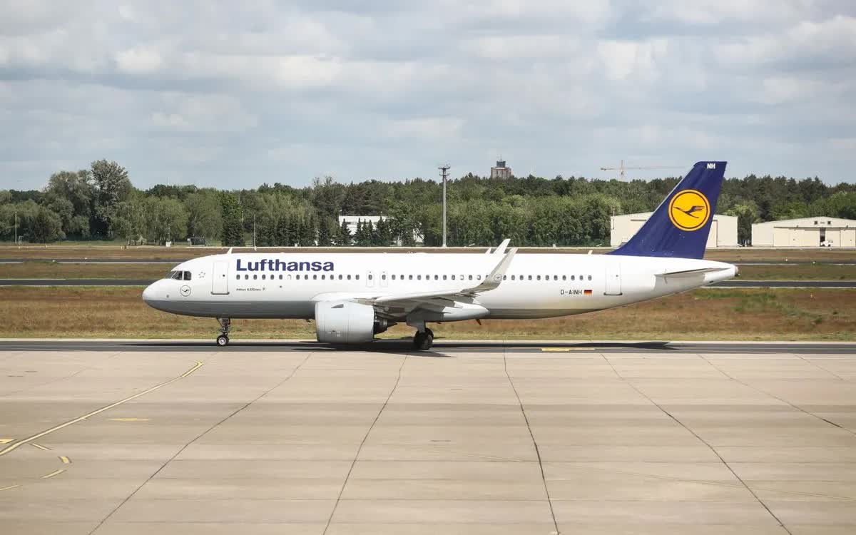 Nguy cơ gi&aacute;n đoạn xuất nhập cảnh do hệ thống mới của EU m&ugrave;a h&egrave; 2026 - Ảnh 1.