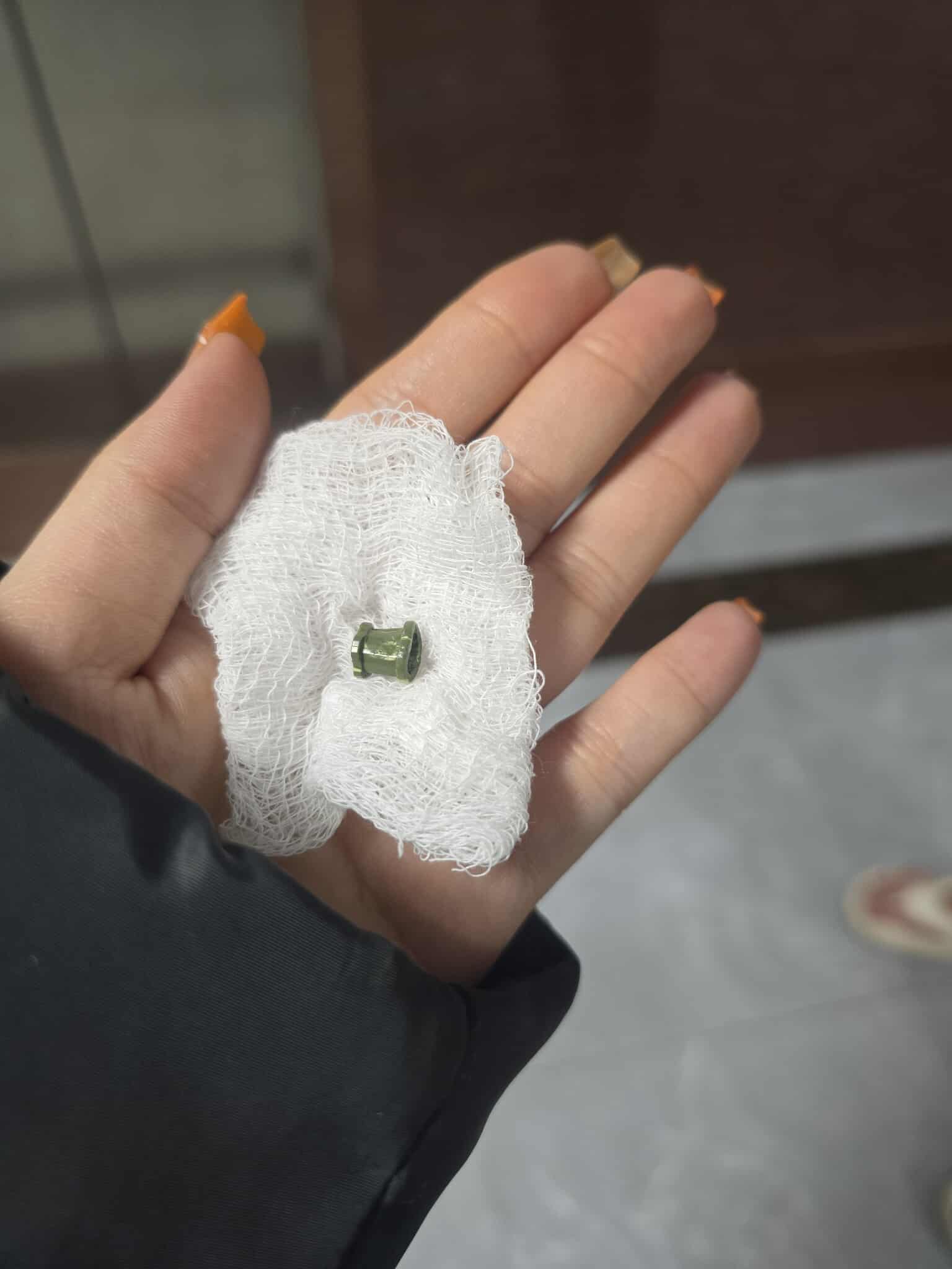 Mẹ bỉm ở H&agrave; Nội chia sẻ chuyện nửa đ&ecirc;m cả nh&agrave; t&aacute; hỏa đưa con đi cấp cứu v&igrave; m&oacute;n đồ chơi quen thuộc - Ảnh 2.