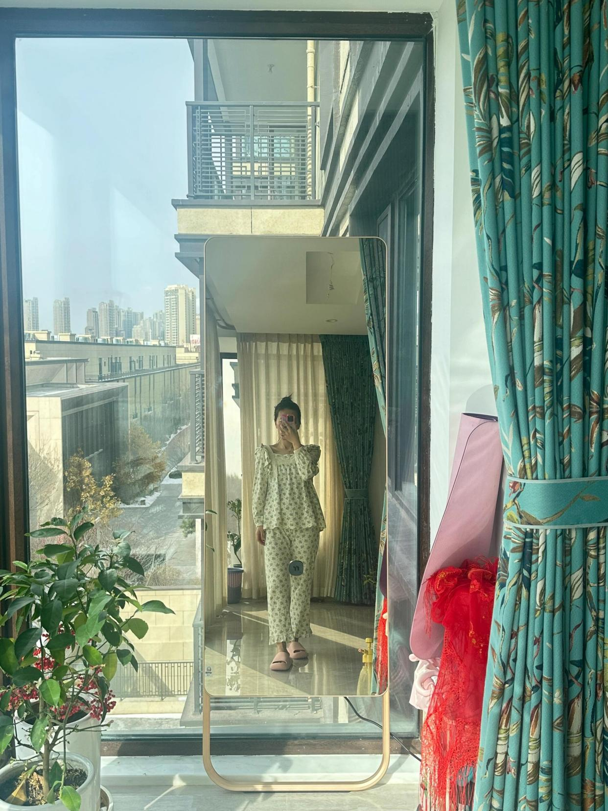 Không phải mê tín: Đừng đặt 4 thứ này ở ban công dù rộng đến mấy,  tránh ảnh hưởng sức khỏe, rước họa vào thân - Ảnh 3.