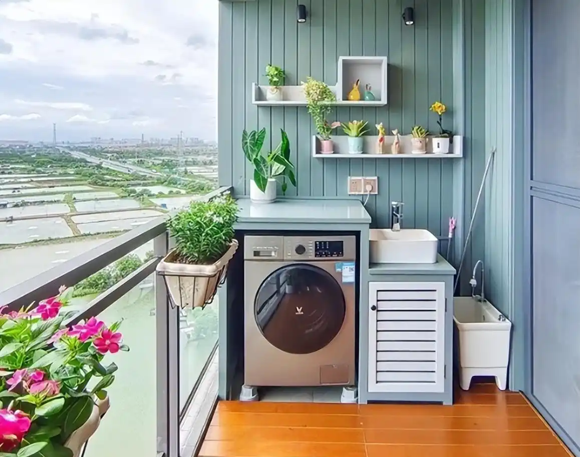 Không phải mê tín: Đừng đặt 4 thứ này ở ban công dù rộng đến mấy,  tránh ảnh hưởng sức khỏe, rước họa vào thân - Ảnh 2.